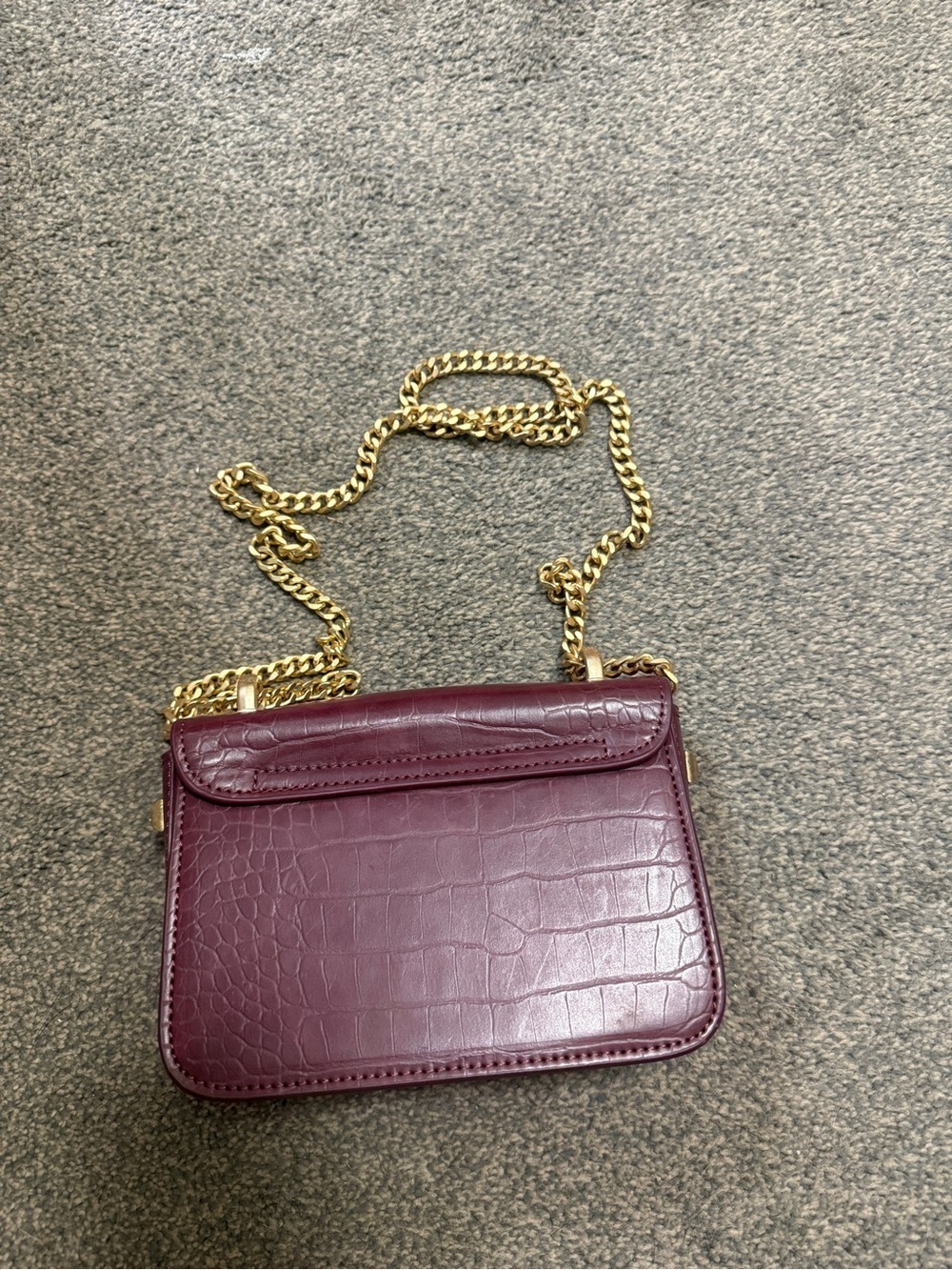 Burgundy Charles & Keith Croc-Effect Boxy Chain Strap Bag - Picture 3 of 8